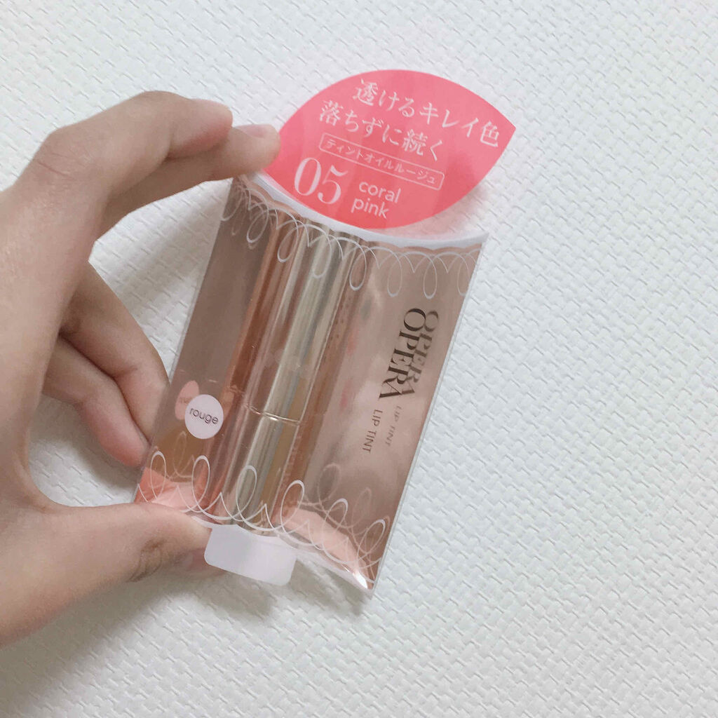 オペラ　リップティント　コーラルピンク

こちらは前回買ったオレンジが気に入りすぎたのでまた買ってしまいました！

オペラは落ちない、唇がプルプルになる
ってことで大好きなんです😘

2枚目は左がコーラルピンク右がオレンジ
3枚目は上がコ