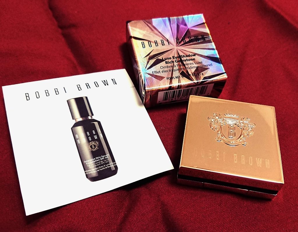 リュクス アイシャドウ リッチ ジェムストーン オパールムーンストーン/BOBBI BROWN/単色アイシャドウを使ったクチコミ（1枚目）