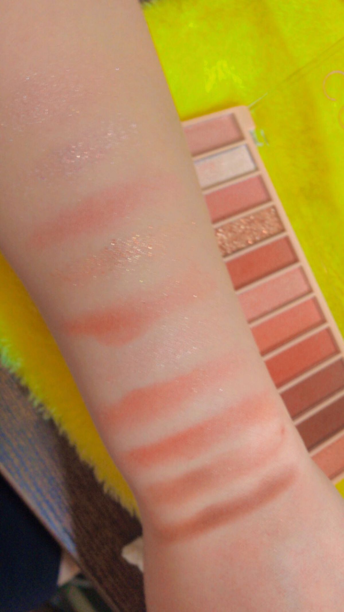 ぴかるこ on LIPS 「【使った商品】DAISO新作コスメcoou【商品の特徴】11色..」(2枚目)