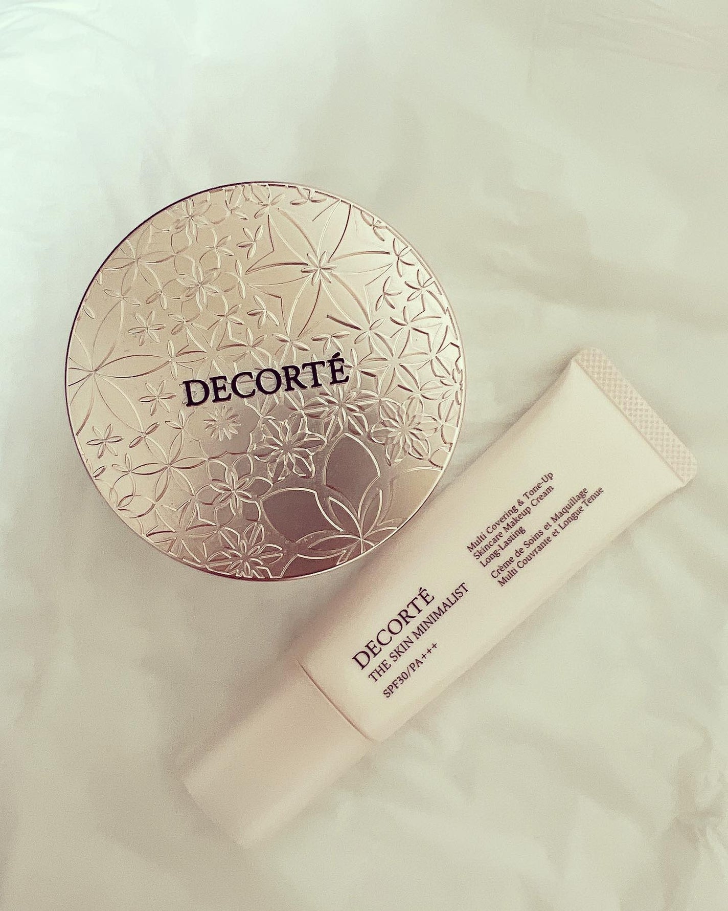 Moou 무우❤︎コスメ収集家 on LIPS 「素肌っぽく仕上げたい時に使っているコスメデコルテのベースアイテ..」(1枚目)