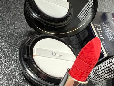 ルージュ ディオール 999V ベルベット<ニュー ルック エディション>（生産終了）/Dior/口紅を使ったクチコミ（3枚目）