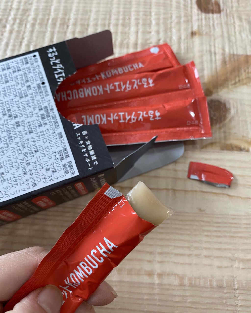 するっとダイエットKOMBUCHAサプリ/リブ・ラボラトリーズ/ボディサプリメントを使ったクチコミ（2枚目）