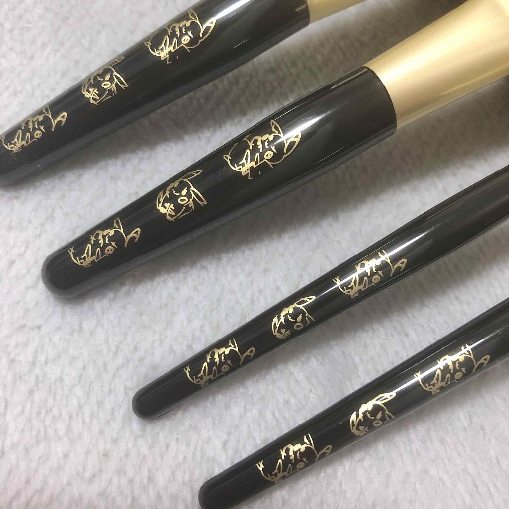 エレクトリック ゴールド ピカシュウ プレミアム アイラッシュカーラー/shu uemura/ビューラーを使ったクチコミ（3枚目）