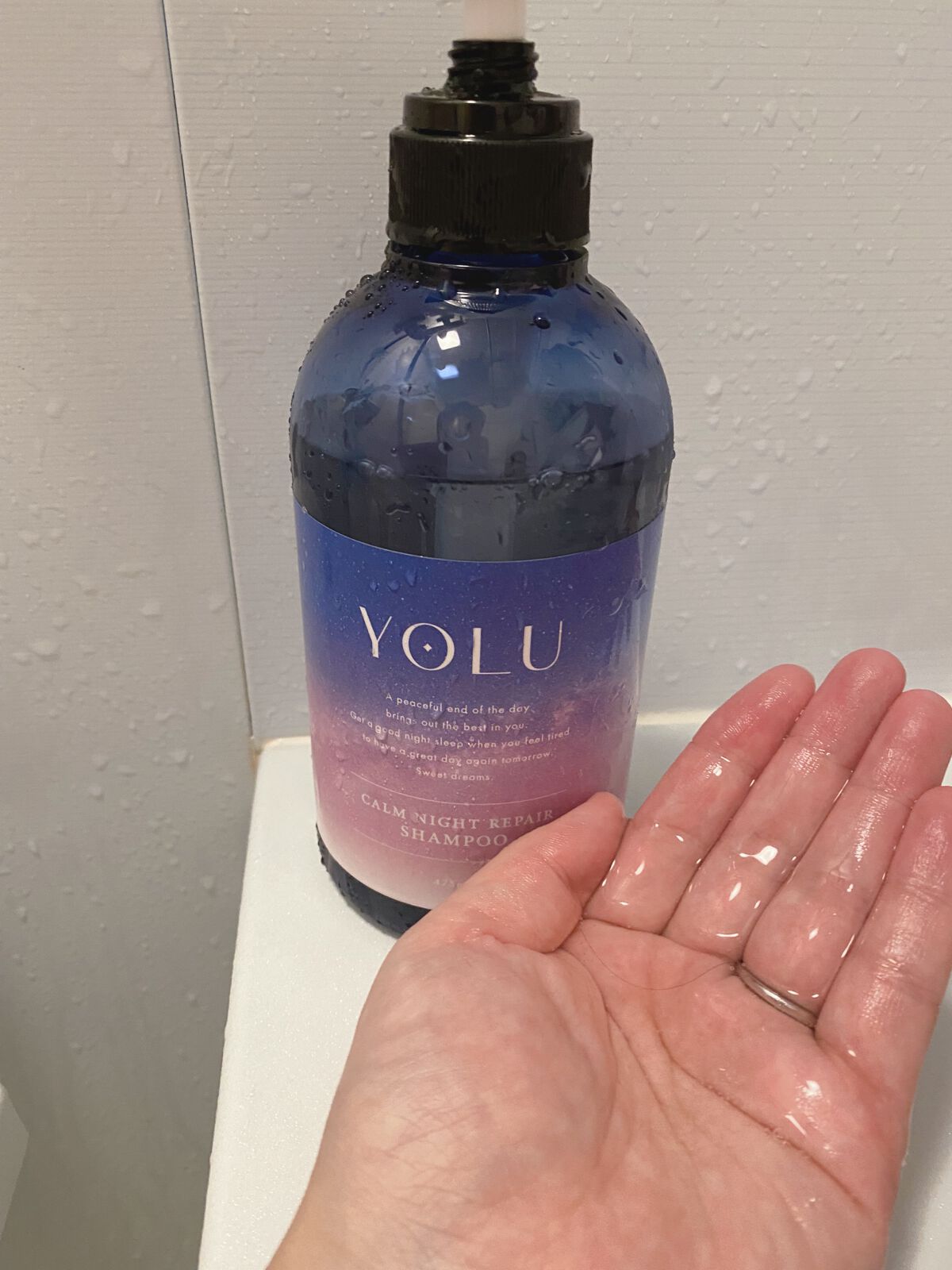カームナイトリペアシャンプー／トリートメント/YOLU/市販シャンプーを使ったクチコミ（3枚目）