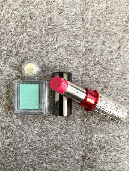 シャドーカスタマイズ/MAJOLICA MAJORCA/単色アイシャドウを使ったクチコミ(2枚目)