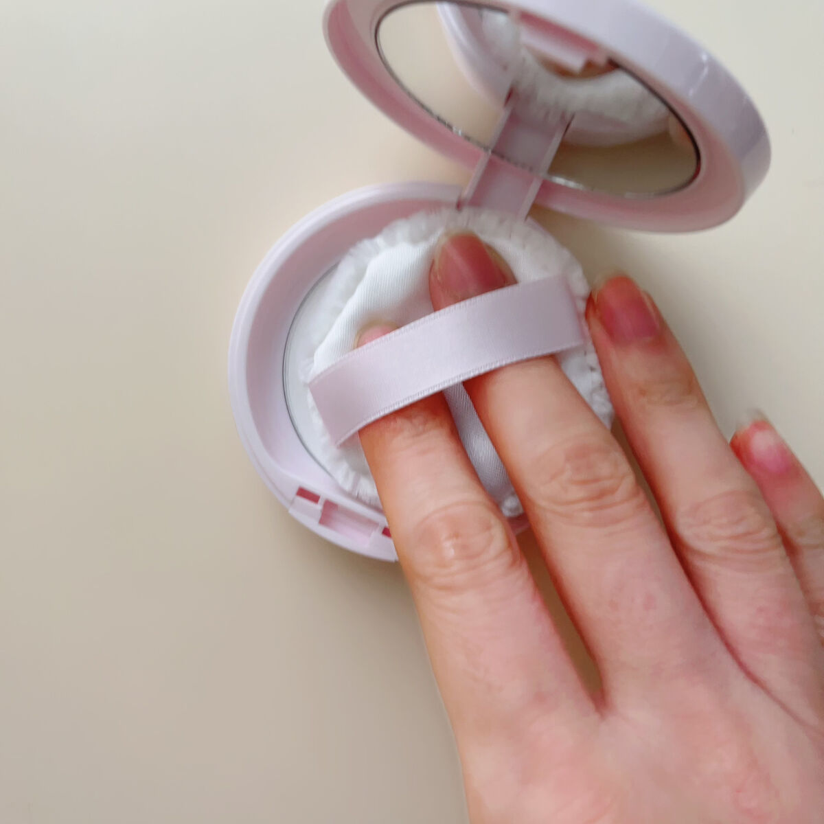 薬用 スキンケア パウダー/アクネオ/プレストパウダーを使ったクチコミ（2枚目）