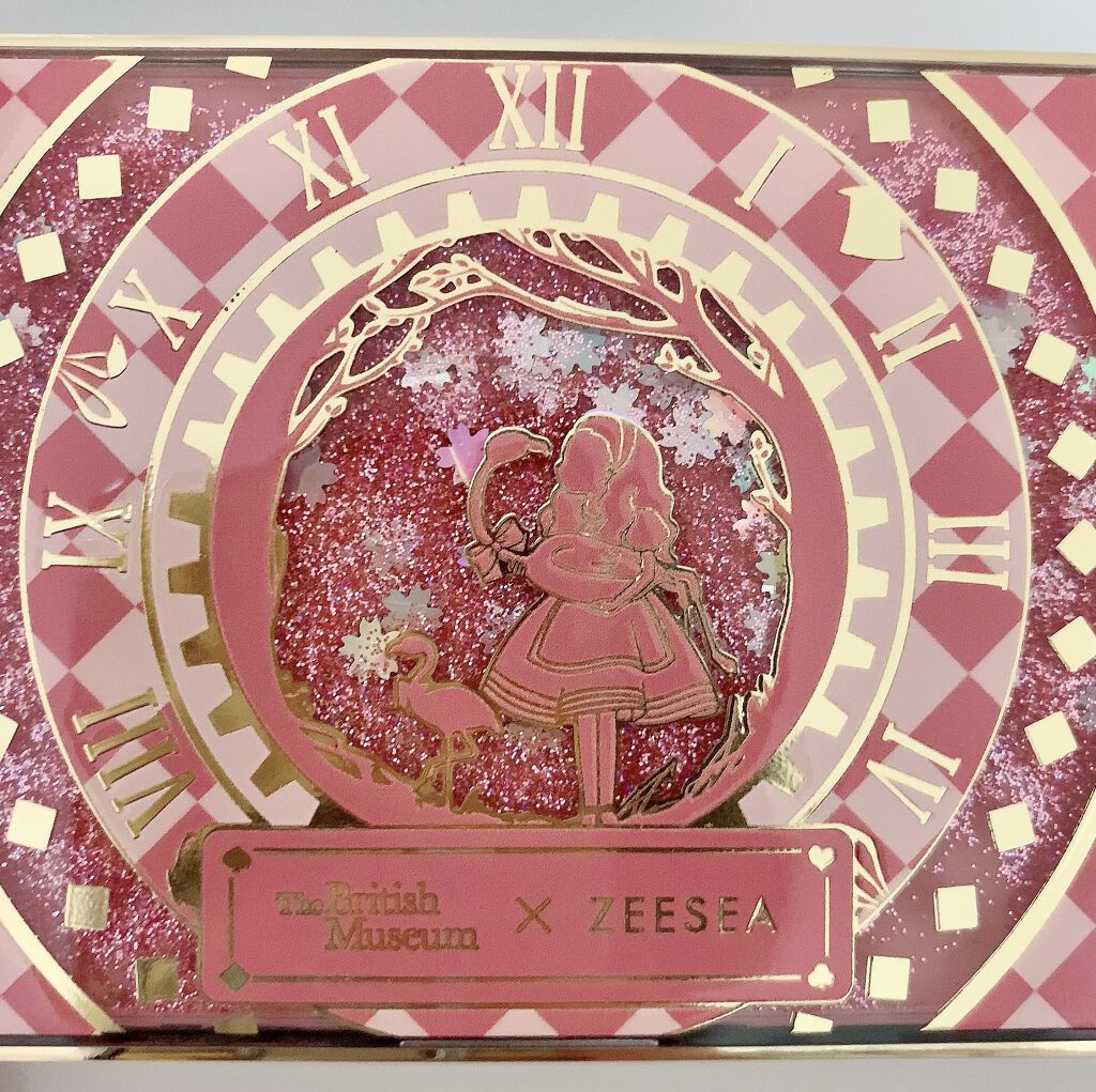アリスドリームランドシリーズ 12色アイシャドウパレット（ZEESEA×大英博物館）/ZEESEA/アイシャドウパレットを使ったクチコミ（1枚目）