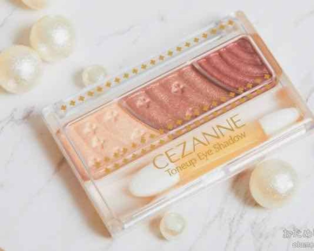トーンアップアイシャドウ/CEZANNE/アイシャドウパレットを使ったクチコミ(1枚目)