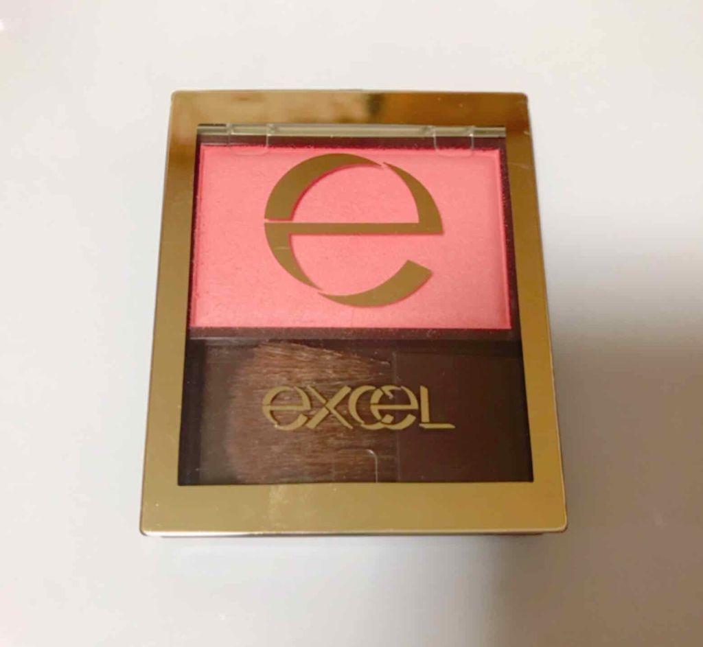 スキニーリッチチーク RC04 シェルコーラル/excel/パウダーチークを使ったクチコミ（1枚目）