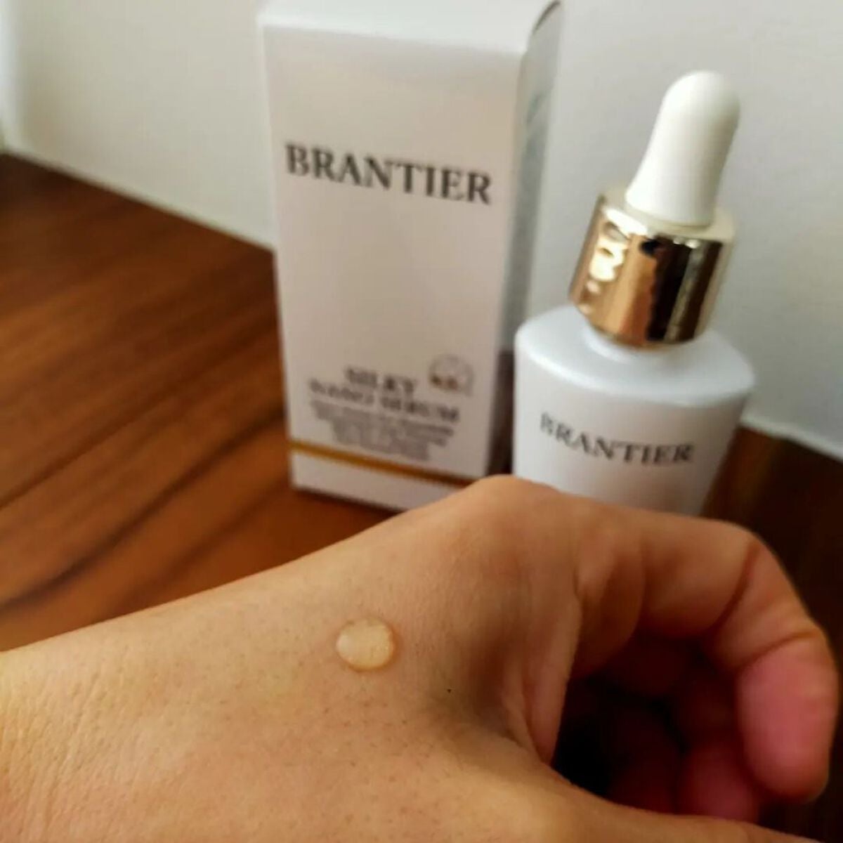 chohoho_s on LIPS 「BRANTIERシルキーナノセラム導入美容液我が家には少し贅沢..」(4枚目)