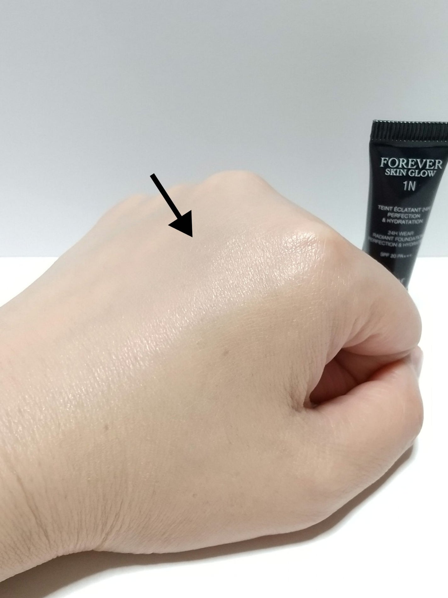 ディオールスキン フォーエヴァー フルイド グロウ/Dior/リキッドファンデーションを使ったクチコミ(4枚目)