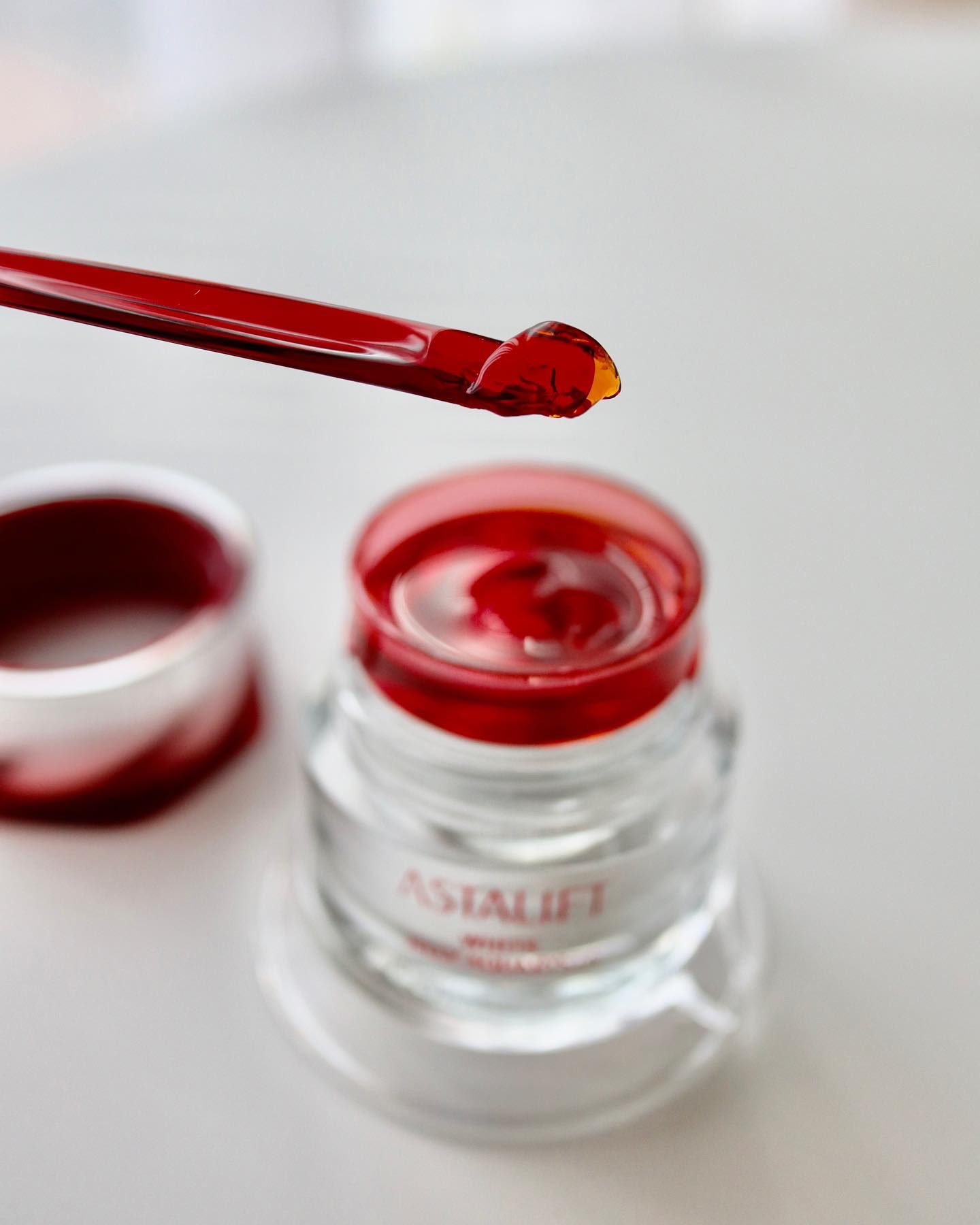 アスタリフト ホワイト ジェリー アクアリスタ/アスタリフト/美容液を使ったクチコミ（2枚目）