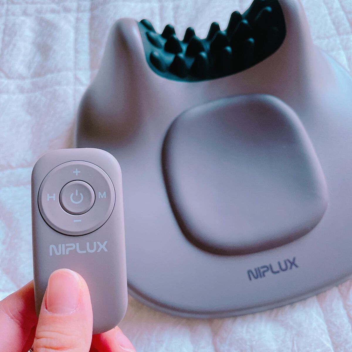 NECK PREMS/NIPLUX/ネックマッサージャーを使ったクチコミ（2枚目）