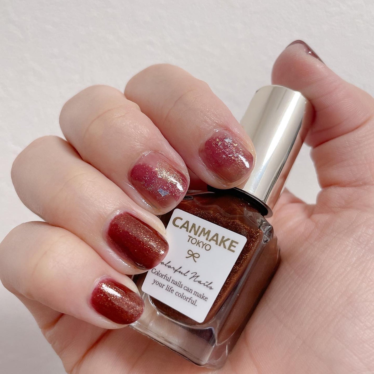 カラフルネイルズ/キャンメイク/マニキュアを使ったクチコミ(3枚目)