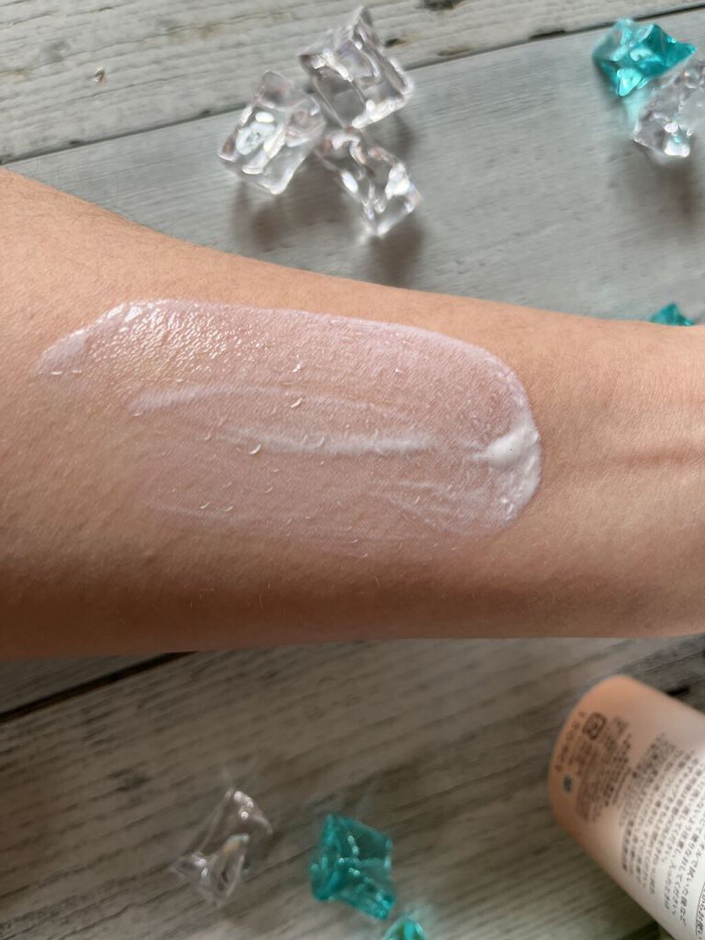 ベネフィーク クリア UV エッセンス（ＵＶ＆ＩＲ）/BENEFIQUE/日焼け止めローションを使ったクチコミ（2枚目）