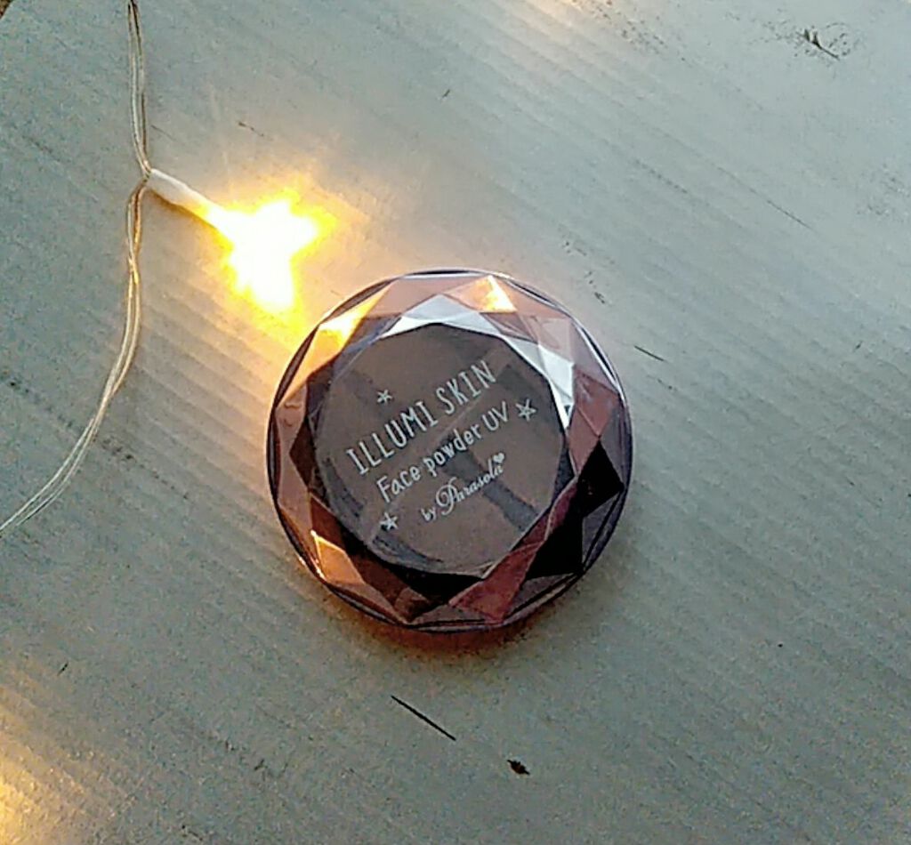 パラソーラ イルミスキン フェイスパウダー UV/ナリスアップ/プレストパウダーを使ったクチコミ(2枚目)