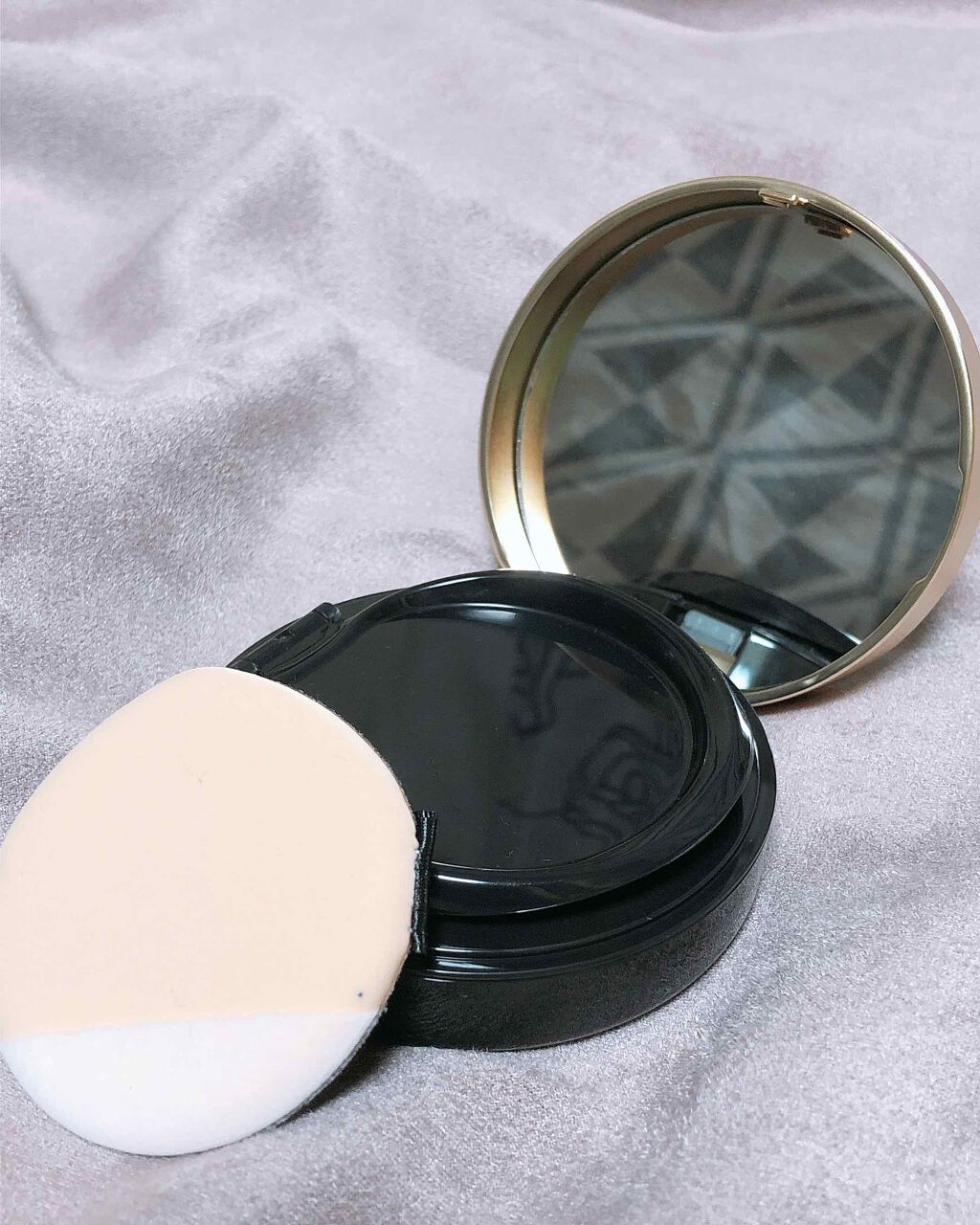 フローレス ルミエール ラディアンス パーフェクティング クッション/ローラ メルシエ/クッションファンデーションを使ったクチコミ(3枚目)