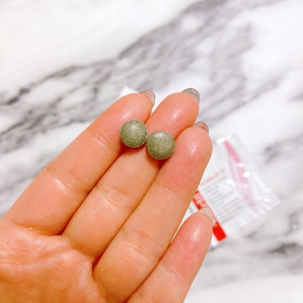 ペリエ on LIPS 「体感型ダイエットサプリメント体感型ダイエットサプリアマンシ..」(4枚目)