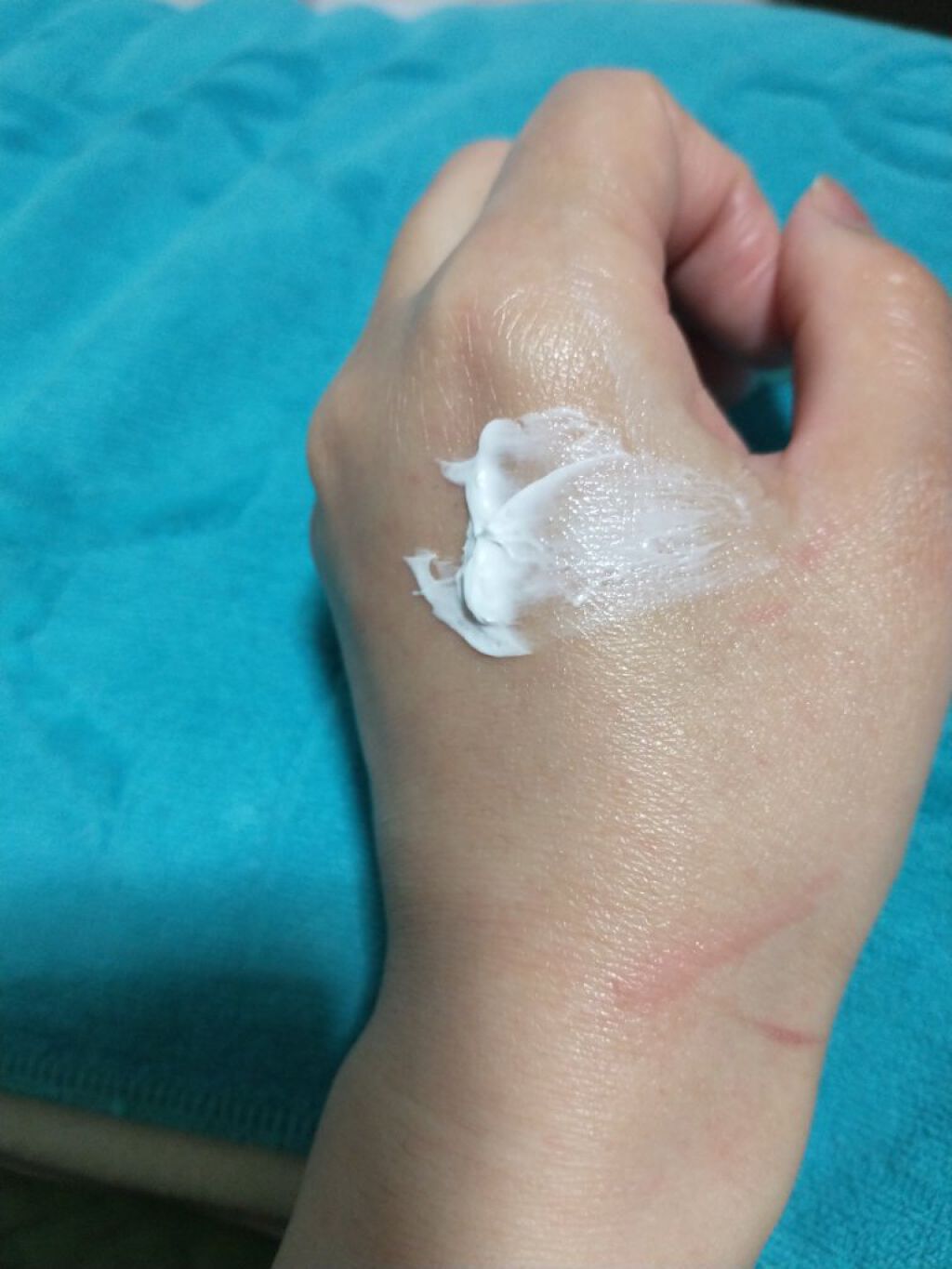 ニベアクリーム 中缶 56g/ニベア/ボディクリームを使ったクチコミ（3枚目）