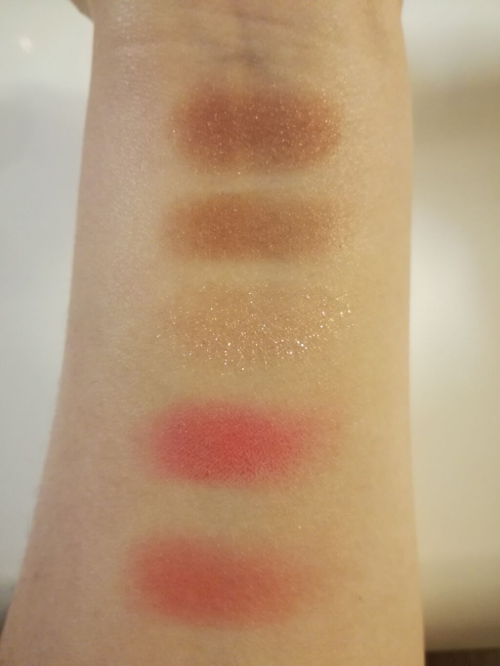 エンジェル ハート アイカラーズ/エンジェルハート/単色アイシャドウを使ったクチコミ（3枚目）