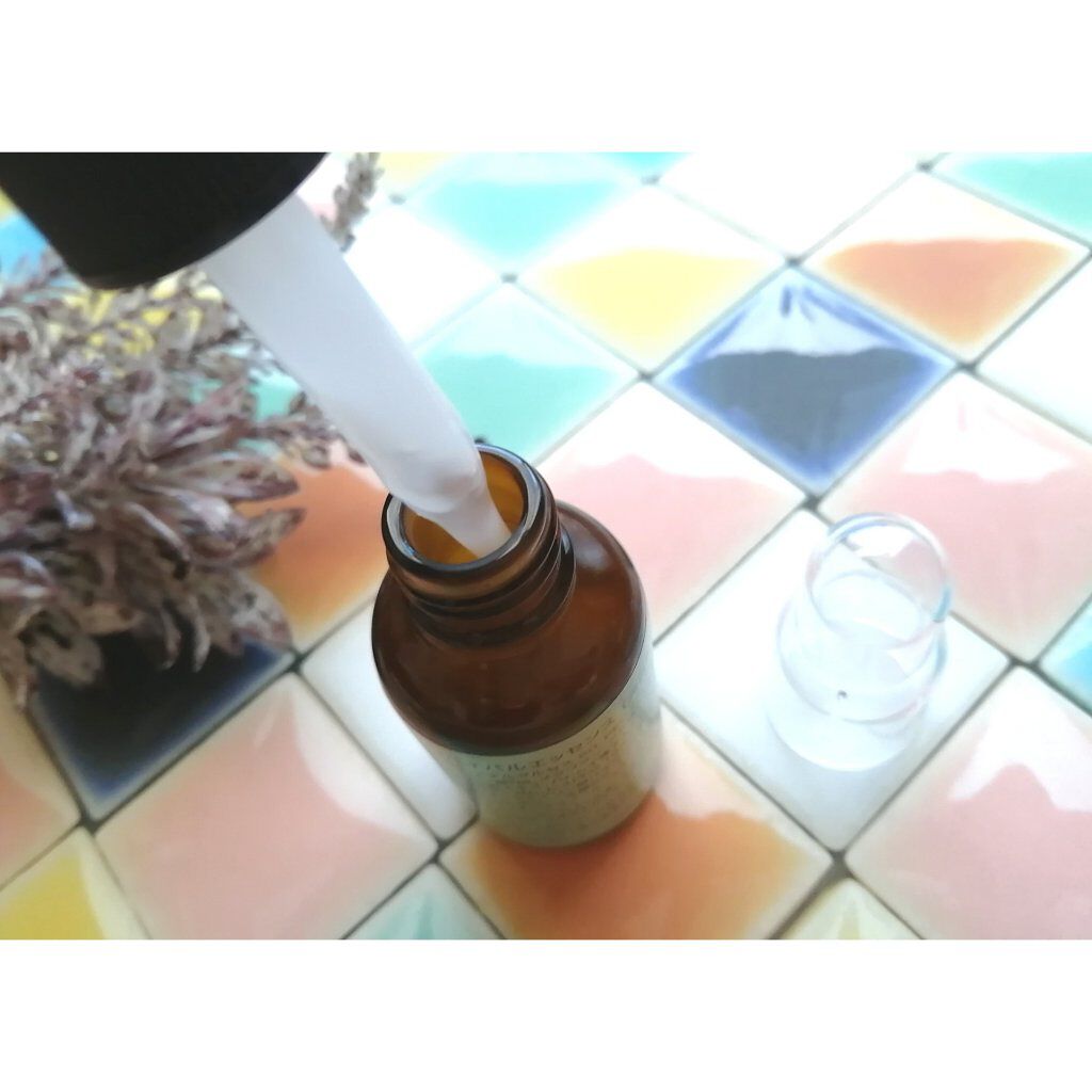 スキンリバイバルエッセンス/of the earth/美容液を使ったクチコミ（2枚目）