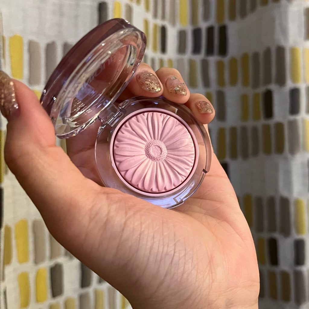 それゆけわかまるちゃん on LIPS 「🍼つい触りたくなる赤ちゃんチーク👶CLINIQUE【バレリーナ..」(2枚目)