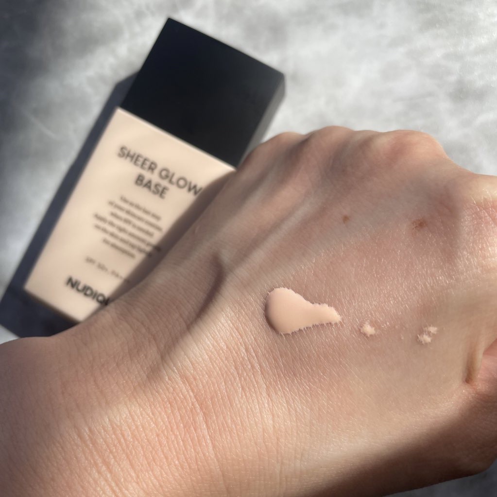 シアーグローベース/NUDIQUE/化粧下地を使ったクチコミ（3枚目）
