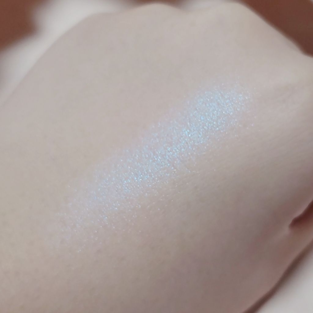 ダイヤモンドライト ハイライター ブラシ/Too Faced/メイクブラシを使ったクチコミ（3枚目）