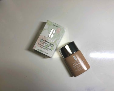 CLINIQUE
イーブン ベター グロウ メークアップ 15

ツヤ肌ファンデが欲しくて購入
ファンデブラシで軽く伸ばすだけで
とっっっても綺麗なツヤ肌になれます😍✨

伸びもめちゃくちゃ良いから
少