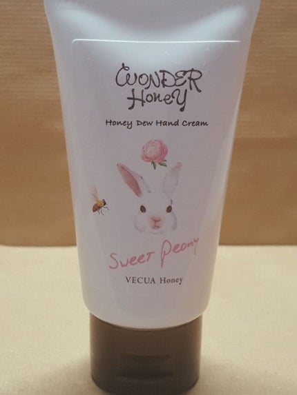 ワンダーハニー とろとろハンドクリーム スウィートピオニー/VECUA Honey/ハンドクリームを使ったクチコミ(1枚目)