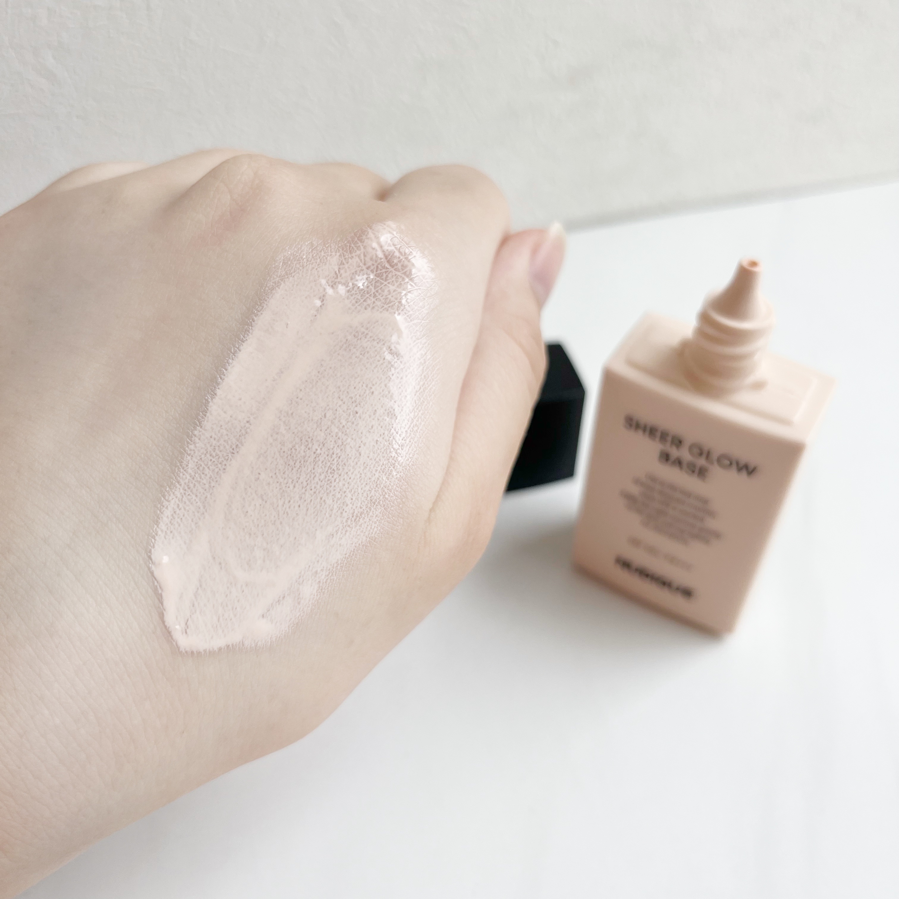 シアーグローベース/NUDIQUE/化粧下地を使ったクチコミ（2枚目）