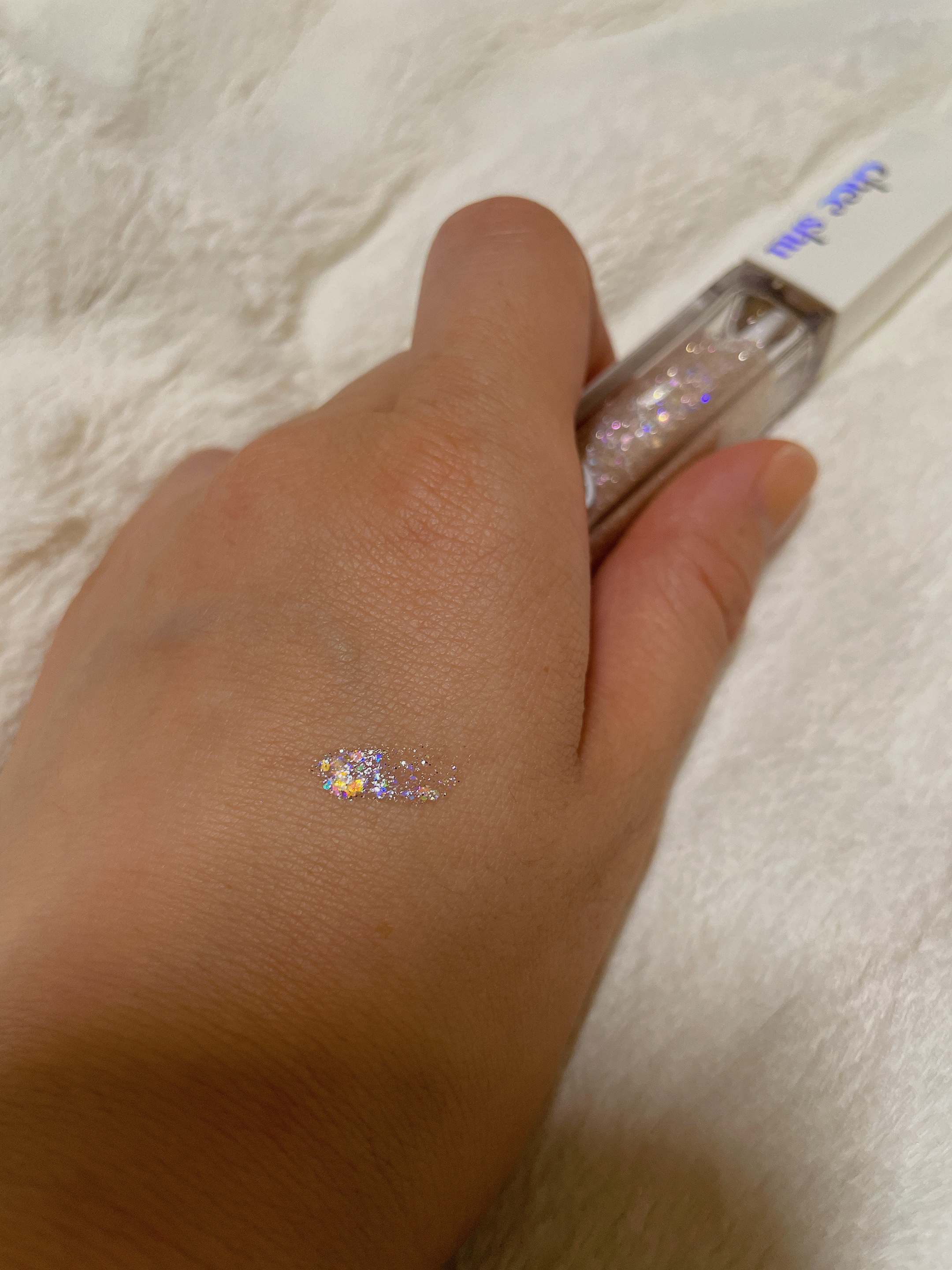 アイドルプリズムグリッター/chee shu/グリッターを使ったクチコミ（2枚目）