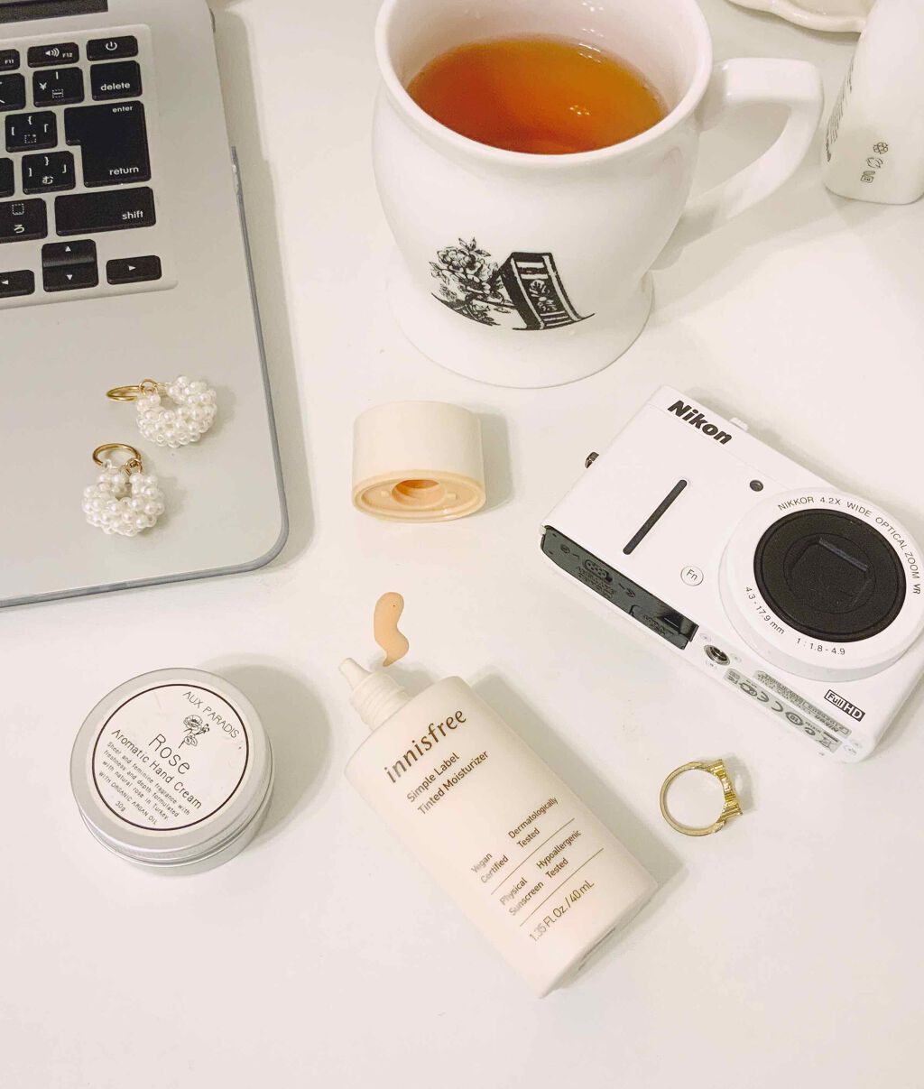 シンプルラベル ティンテッド モイスチュアライザー/innisfree/化粧下地を使ったクチコミ(1枚目)