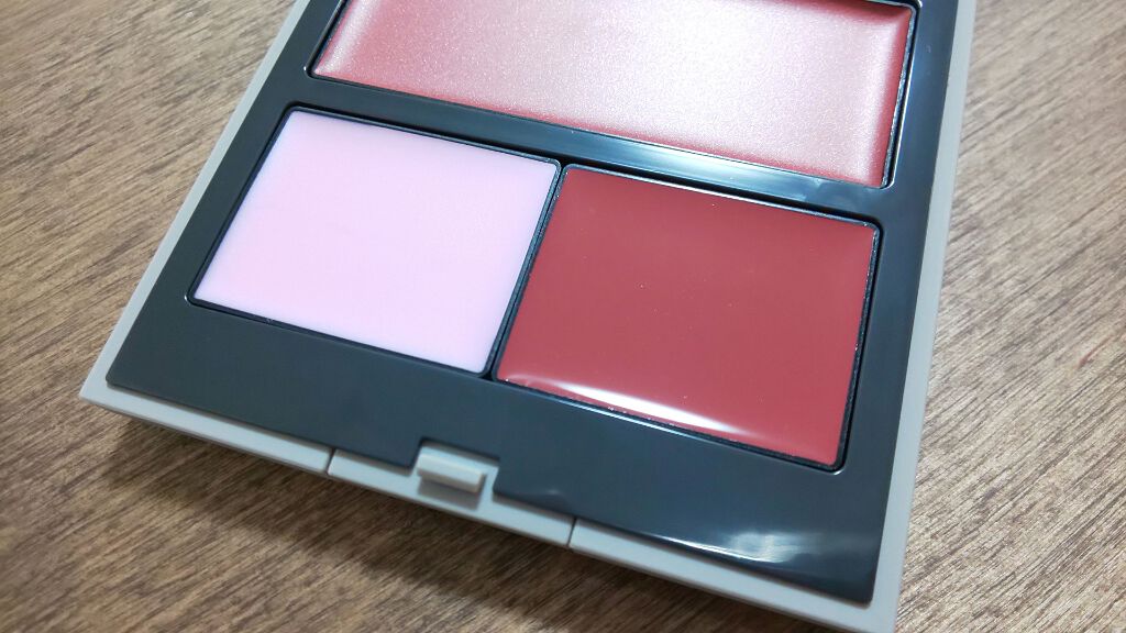 グローフリーダムパレットライジング/THREE/クリームハイライトを使ったクチコミ(4枚目)