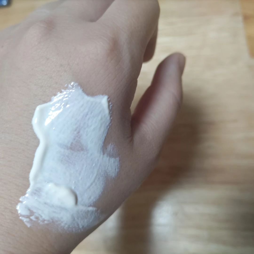 ベーシックUV/カワイ化粧品/日焼け止めクリームを使ったクチコミ（3枚目）