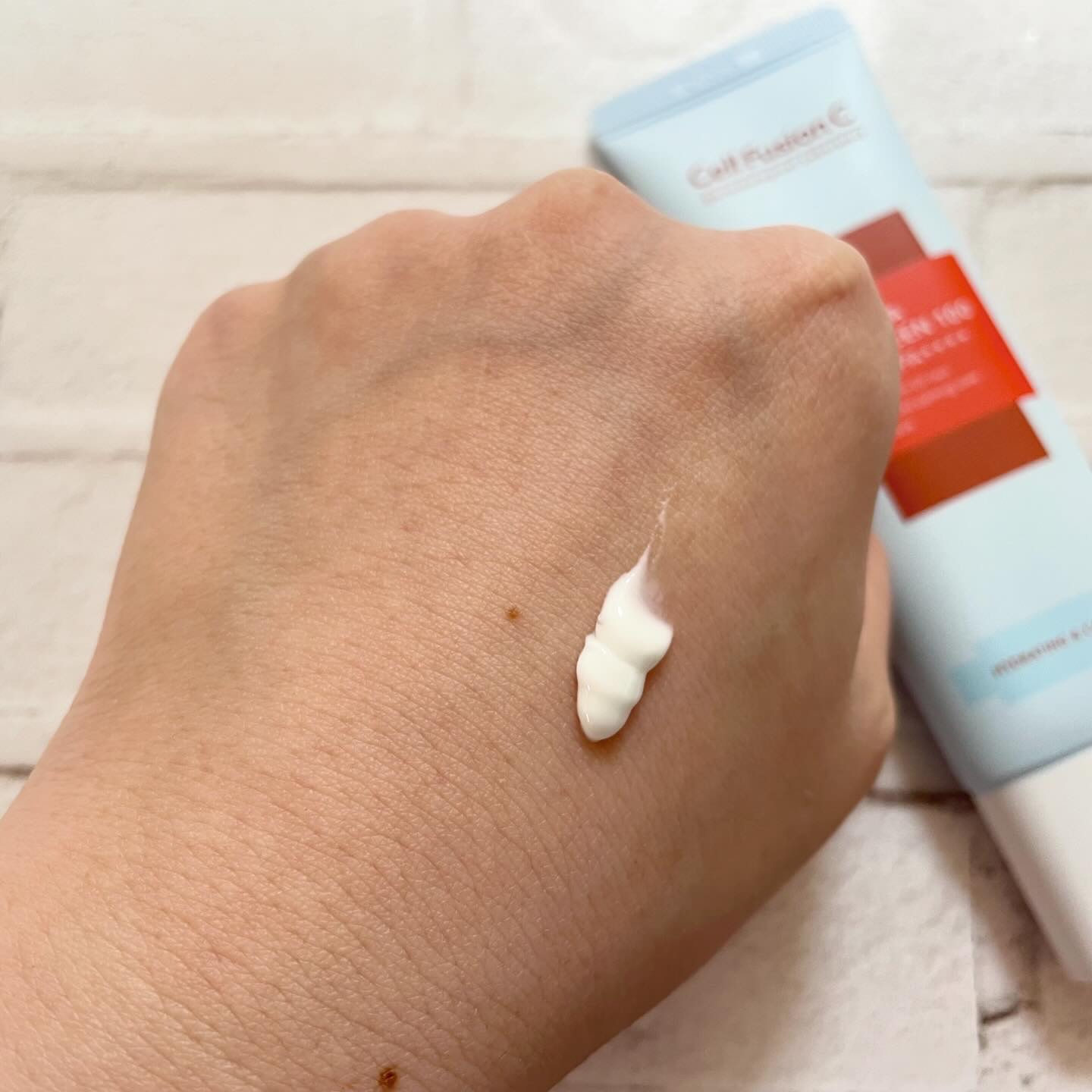 アクアティカサンスクリーン100/Cell Fusion C(セルフュージョンシー)/日焼け止めクリームを使ったクチコミ（2枚目）