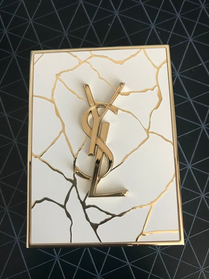 クチュール ミニ クラッチ/YVES SAINT LAURENT BEAUTE/アイシャドウパレットを使ったクチコミ(3枚目)