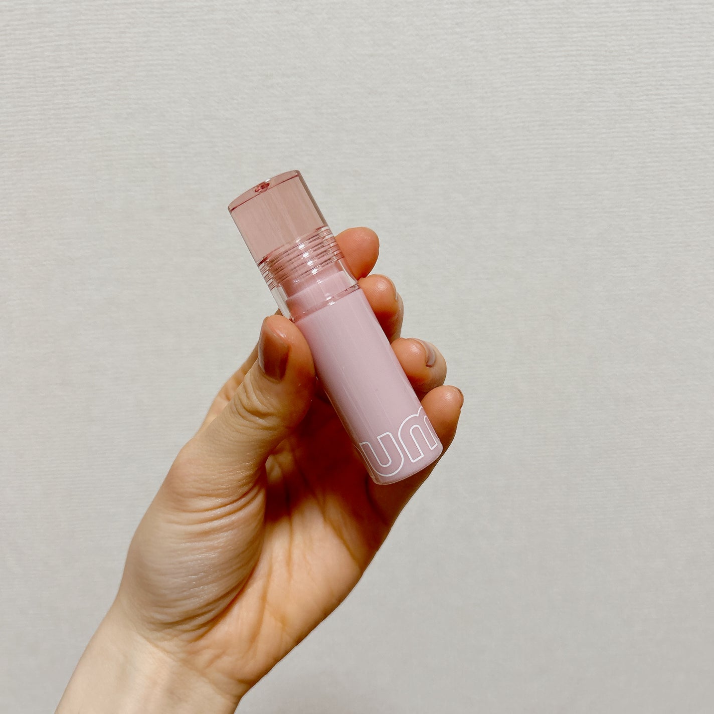 ミニュム バブリップ ジューシーティント/minum/リップティントを使ったクチコミ(1枚目)