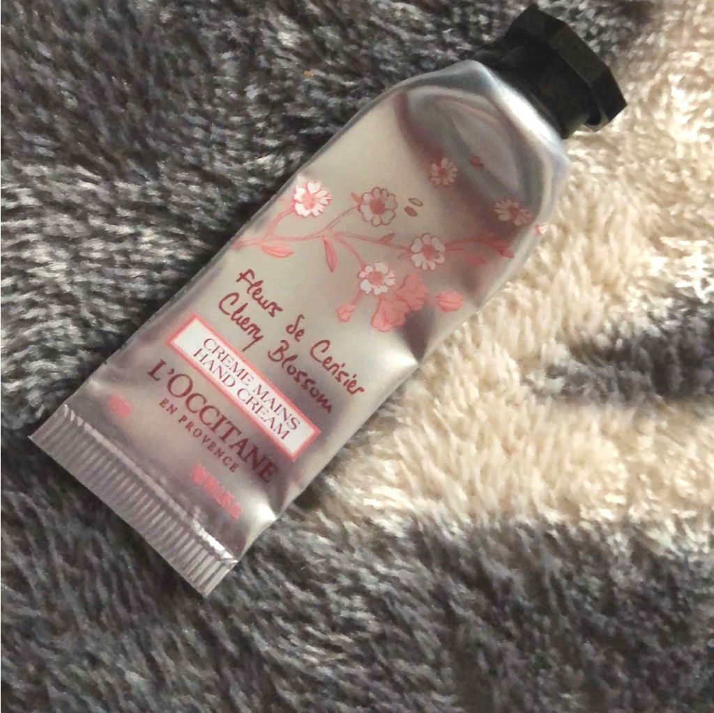 チェリーブロッサム ハンドクリーム/L'OCCITANE/ハンドクリームを使ったクチコミ(1枚目)