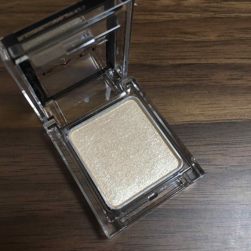 ケイト ザ アイカラー 002 イエローベージュ/KATE/単色アイシャドウを使ったクチコミ（2枚目）