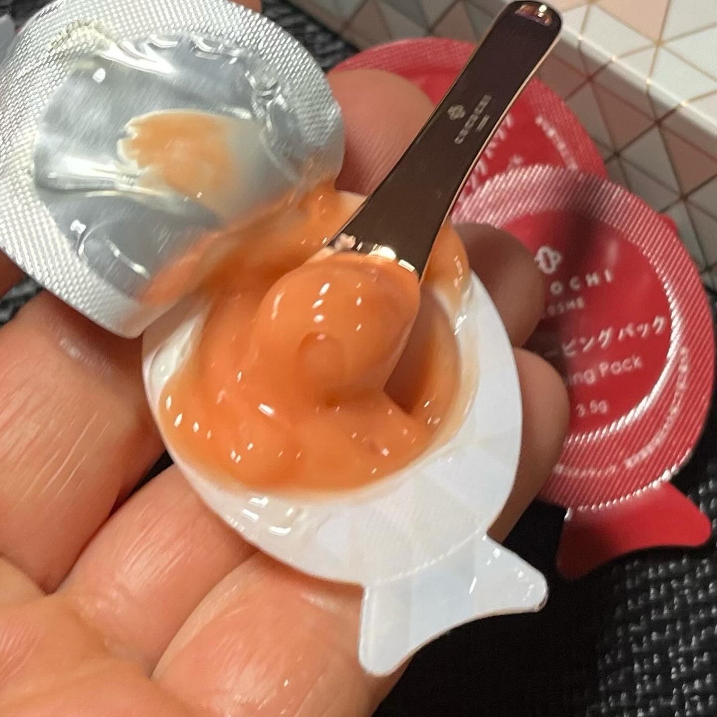 ココチ AG スリーピングパック N/COCOCHI/フェイスクリームを使ったクチコミ(3枚目)