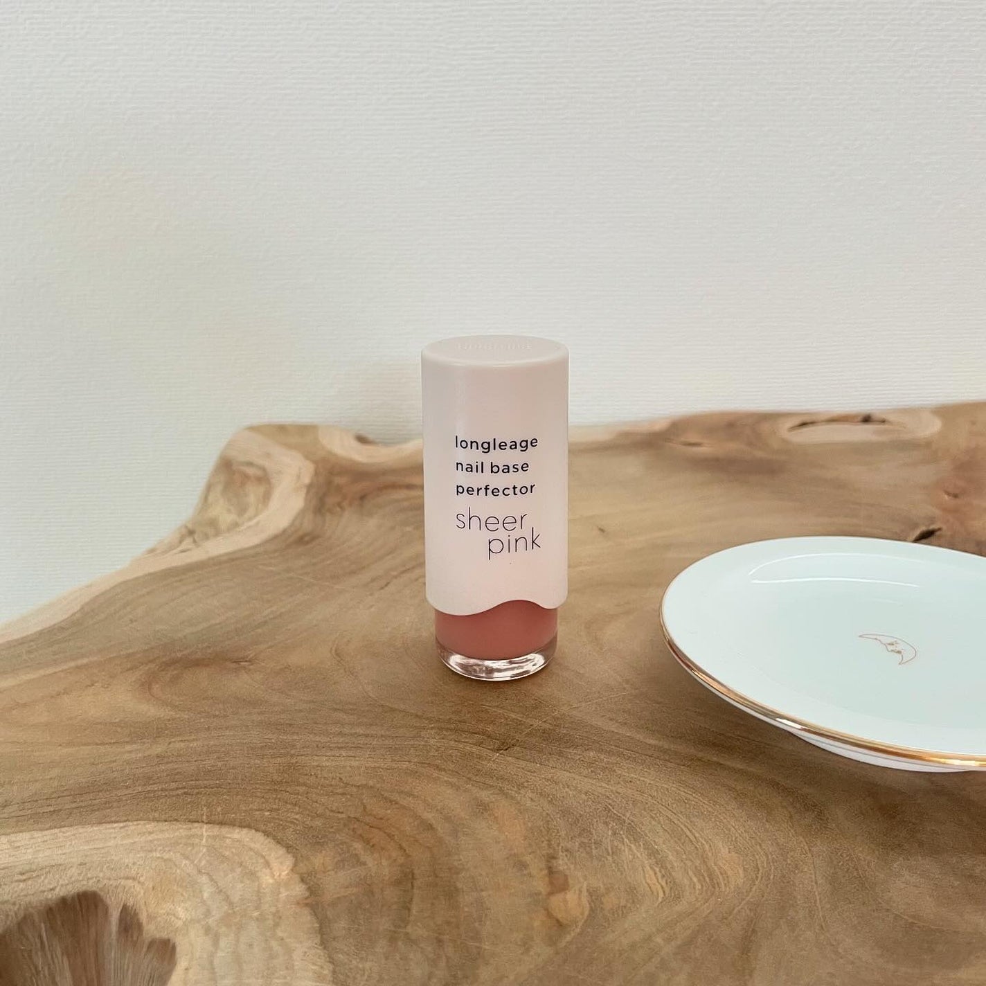 ロングルアージュネイルベースパーフェクター/LONGLEAGE/ネイルベースコートを使ったクチコミ(1枚目)