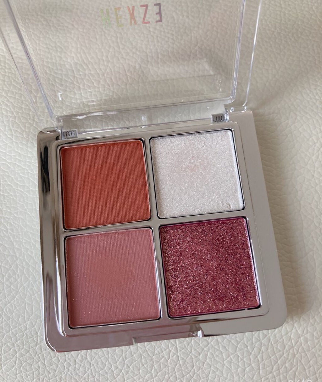 アイランドアドベンチャー4アイシャドウ/HEXZE(ヘックスゼ)/アイシャドウパレットを使ったクチコミ(2枚目)