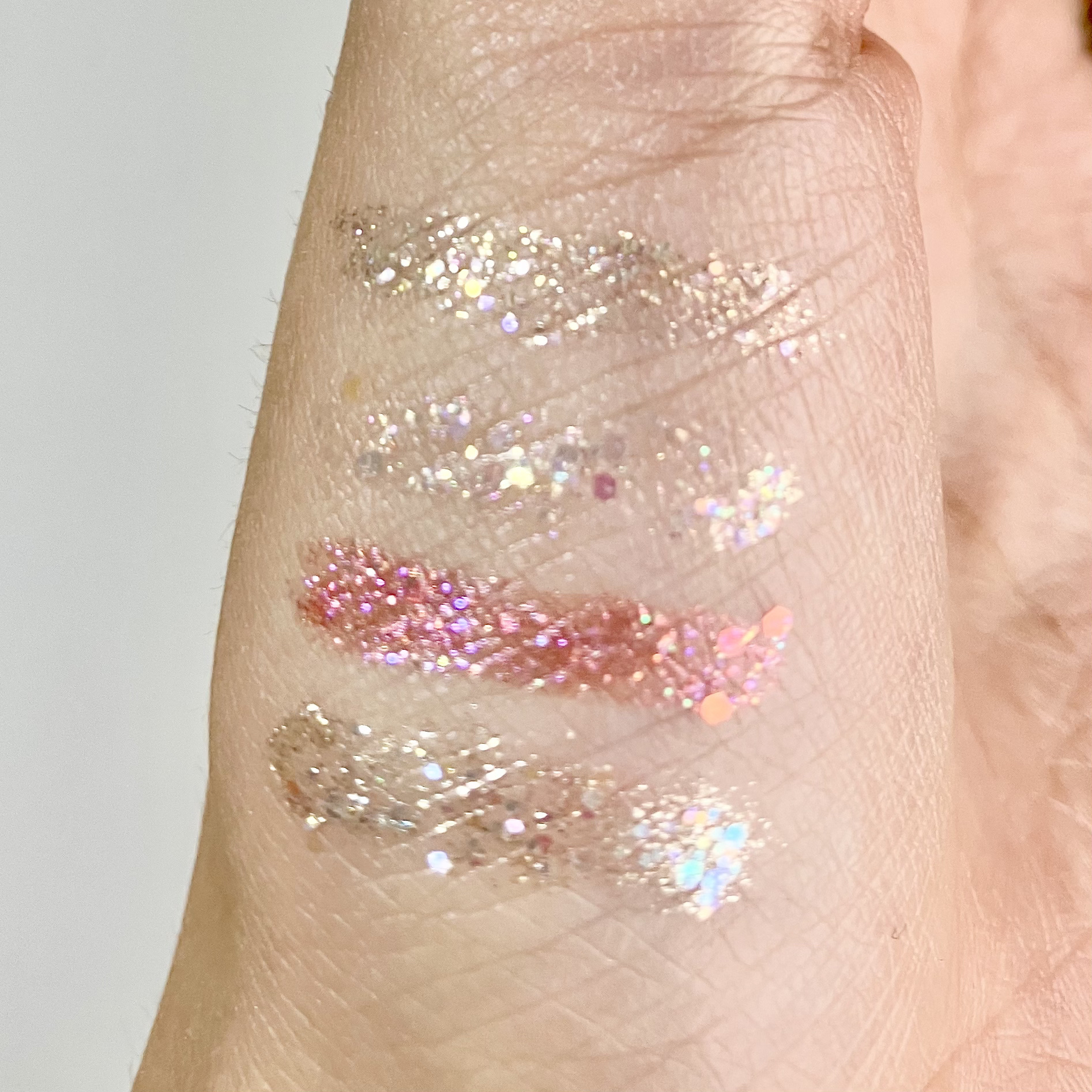 ダイヤモンドシリーズ 星空リキッドアイシャドウ/ZEESEA/リキッドアイシャドウを使ったクチコミ（3枚目）