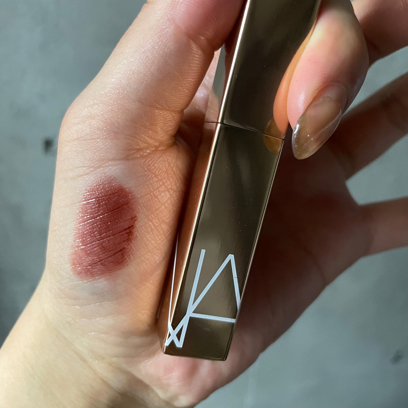 アフターグロー センシュアルシャイン リップスティック/NARS/口紅を使ったクチコミ(1枚目)