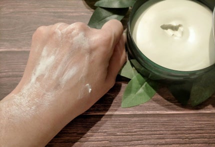 ボディバター アボカド/THE BODY SHOP/ボディクリームを使ったクチコミ(5枚目)