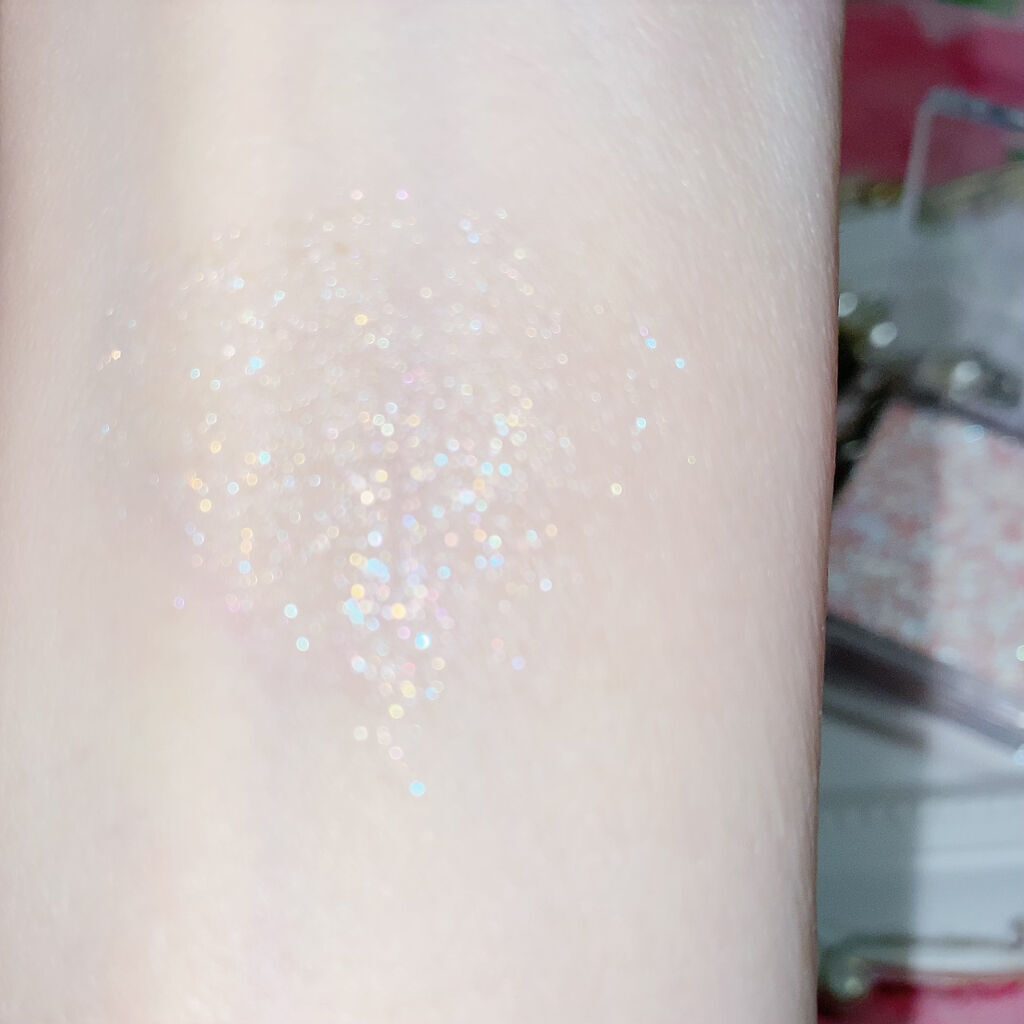 シングルアイシャドウ/aZTK/単色アイシャドウを使ったクチコミ（3枚目）