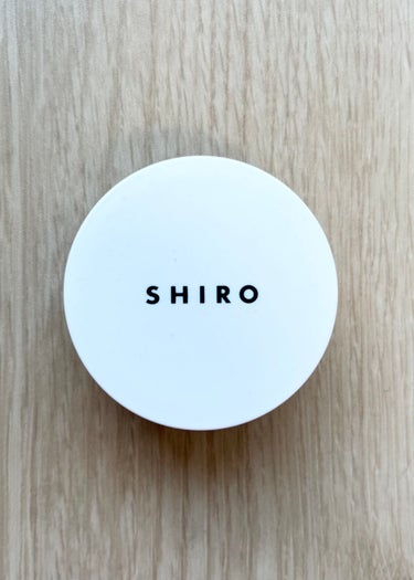 SHIRO
タピオカコンシーラー
8H01 ライト

コロナ以降、ファンデーションは面倒だけどピンポイントでカバーできる何かが欲しいなぁと思うようになり購入。

比較的硬めのテクスチャーで、しっかり肌に