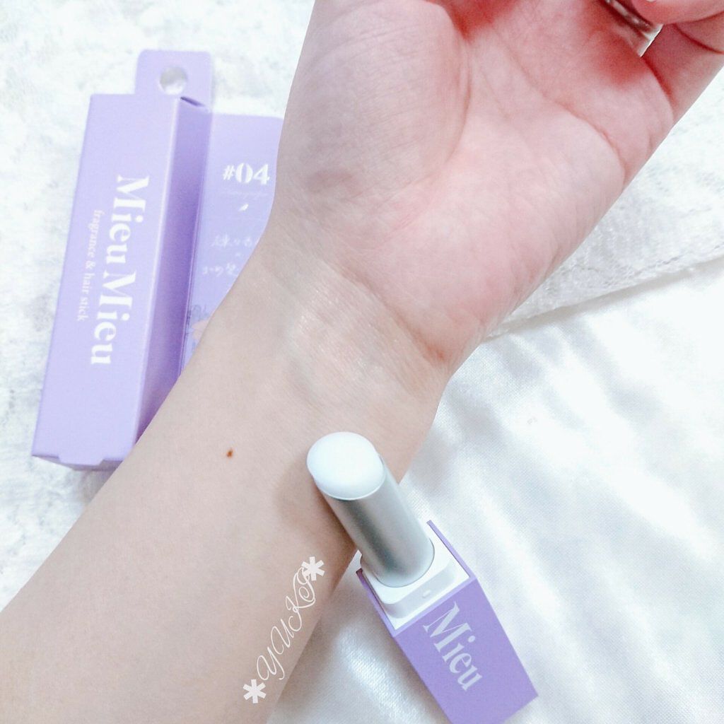 エスティック 04 プルームパルファム(Plume-parfum)/MieuMieu/ヘアバームを使ったクチコミ（3枚目）