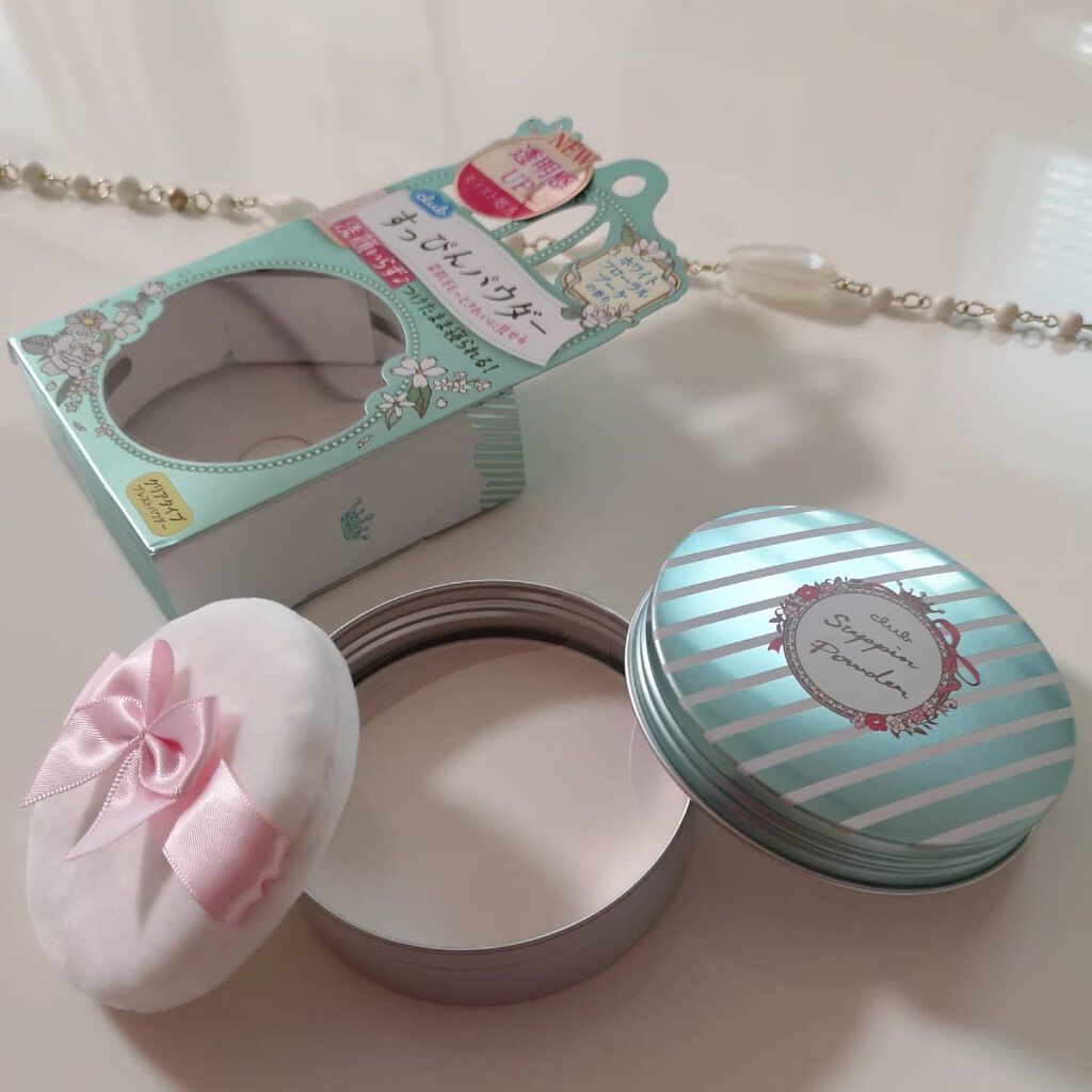 すっぴんパウダー  パステルローズの香り/クラブ/プレストパウダーを使ったクチコミ（3枚目）